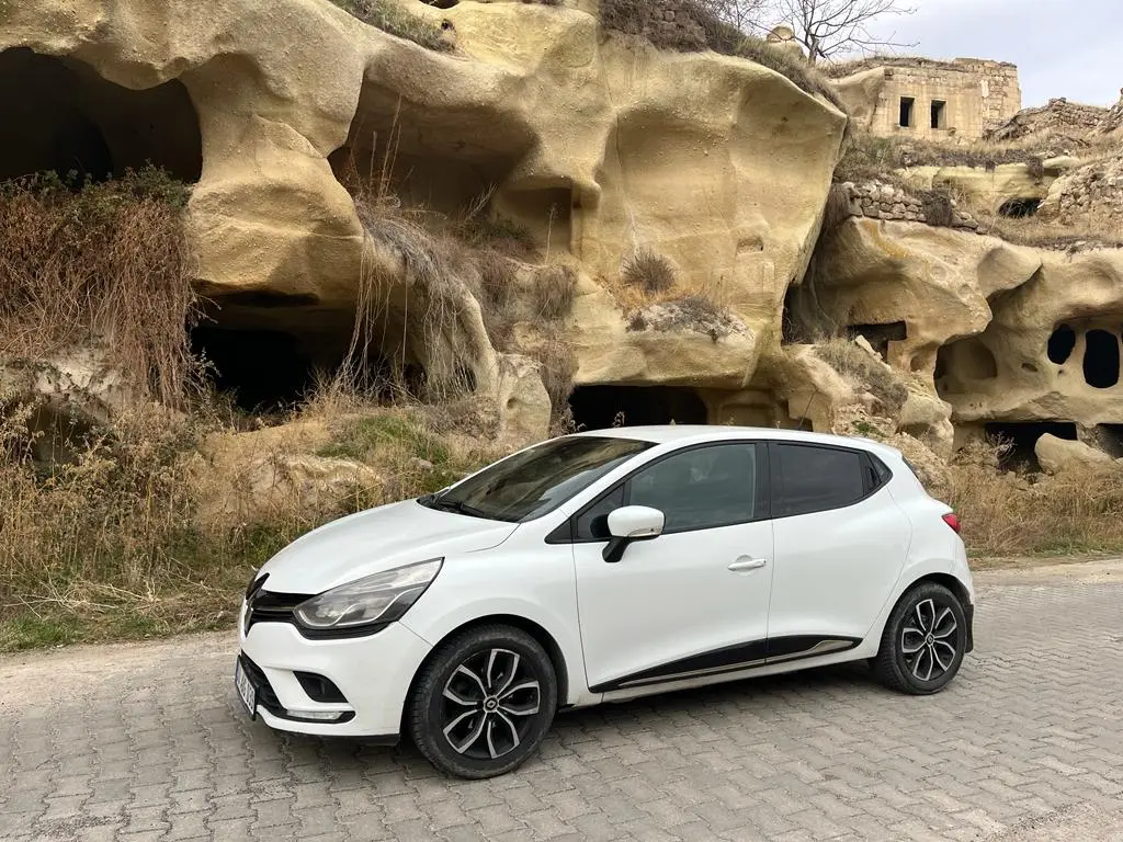 Cappadocia cave hotel delivery business view